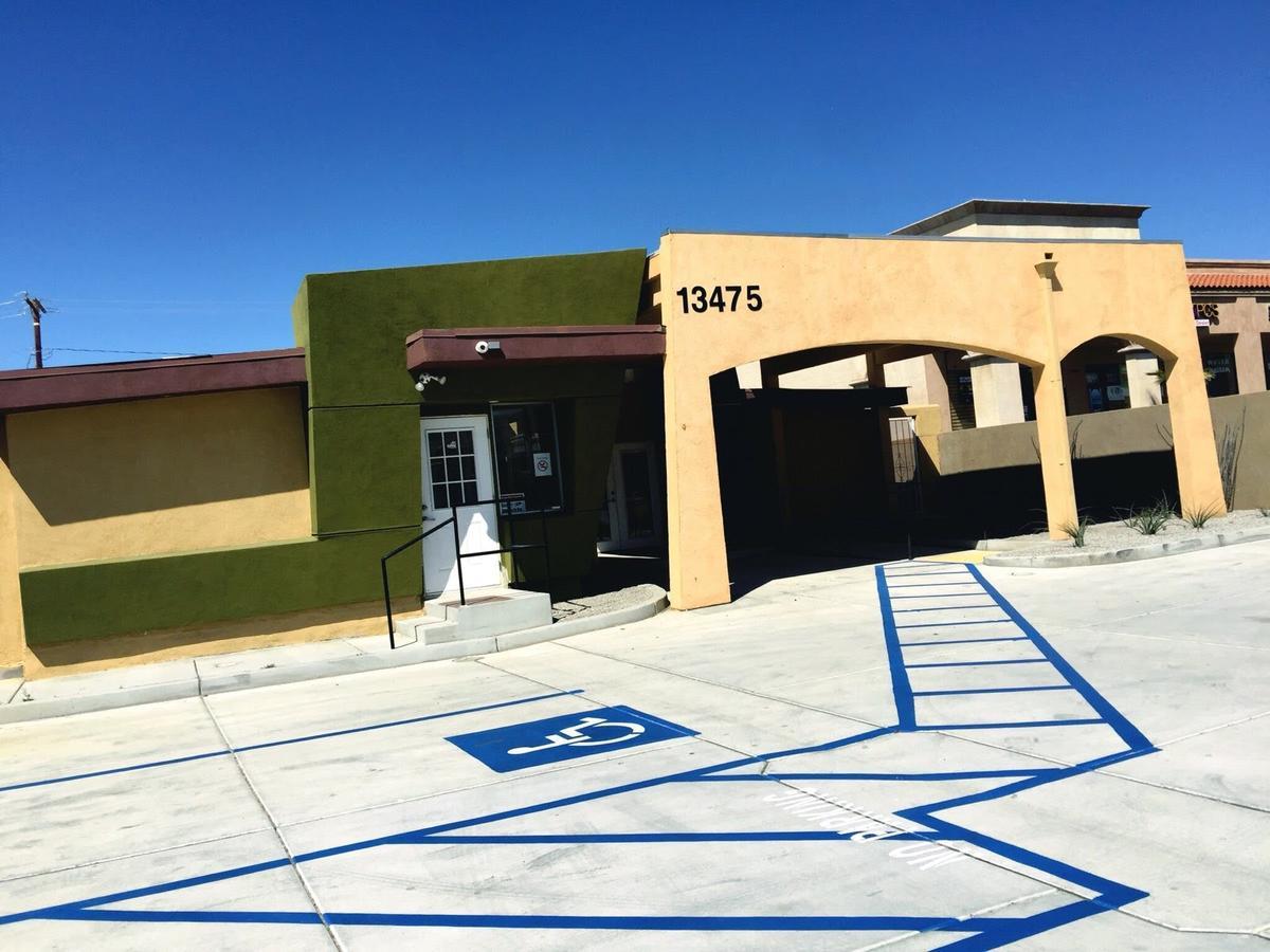 Europa Inn & Suites Desert Hot Springs Εξωτερικό φωτογραφία